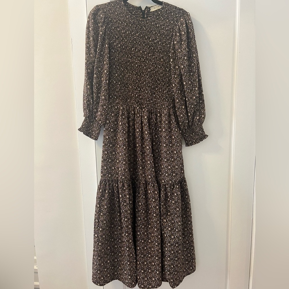 PIPER & SCOOT smocked brown midi dress, size Medium